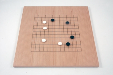 Preview: Buchenfurnierbrett, 19x19/13x13, 13mm, lackiert (2. Wahl)